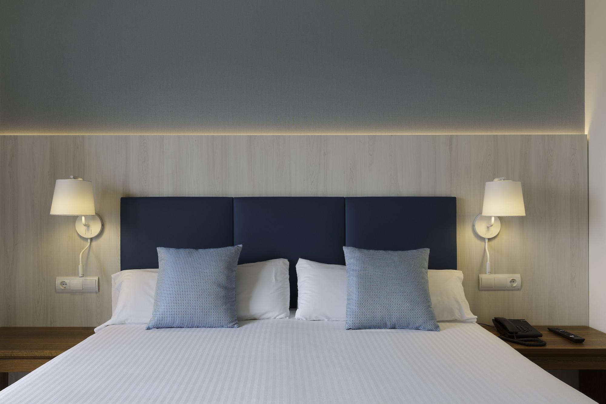 Hotel Alua Illa de Menorca S'Algar Esterno foto