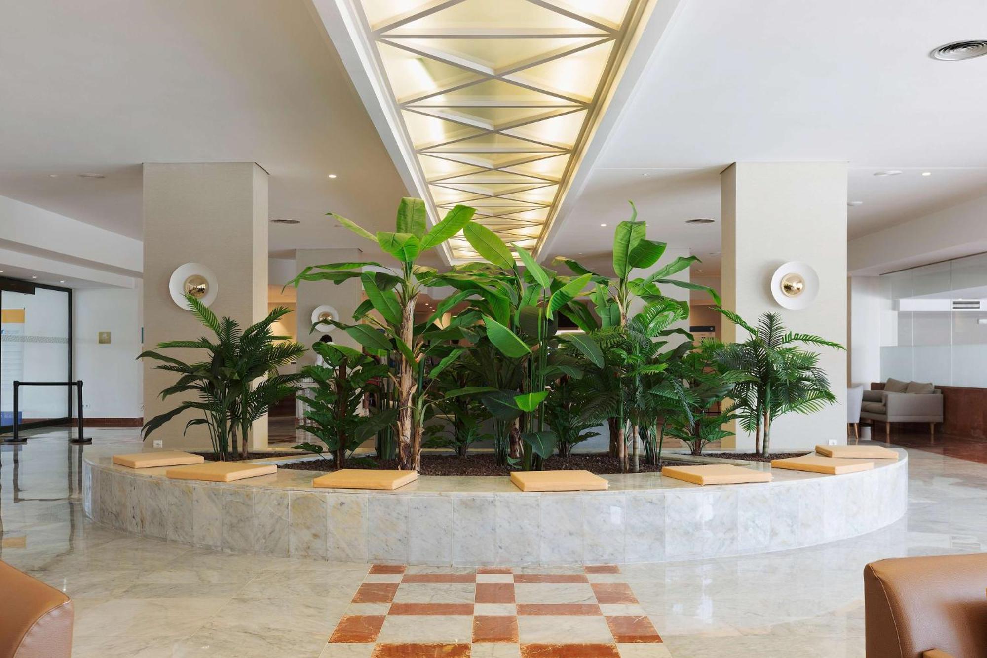 Hotel Alua Illa de Menorca S'Algar Esterno foto
