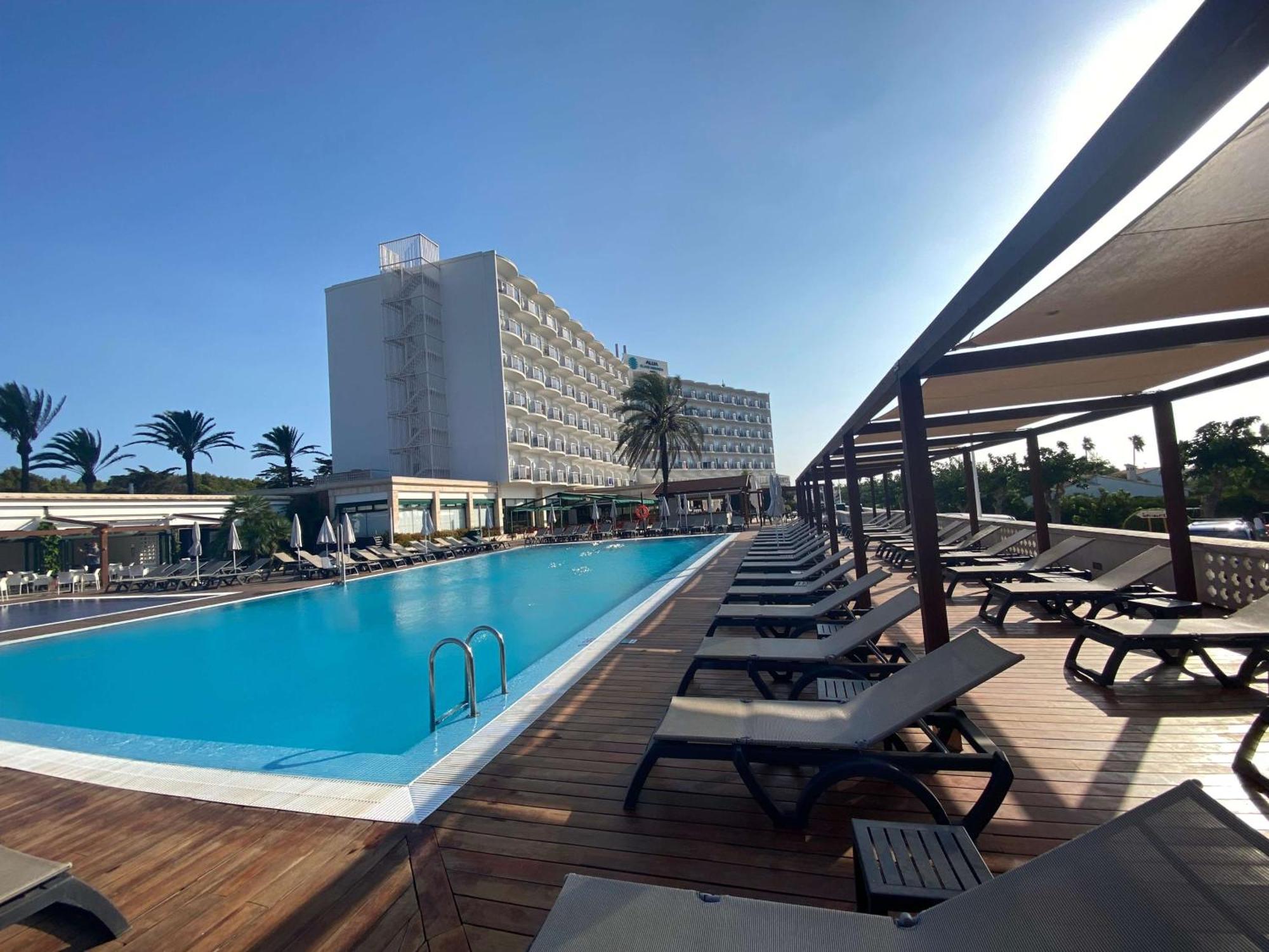 Hotel Alua Illa de Menorca S'Algar Esterno foto