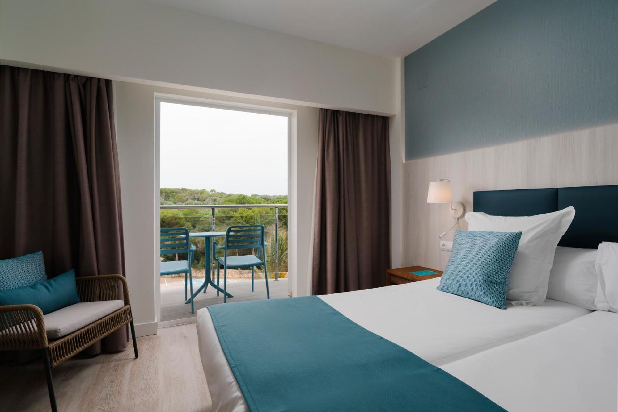 Hotel Alua Illa de Menorca S'Algar Esterno foto