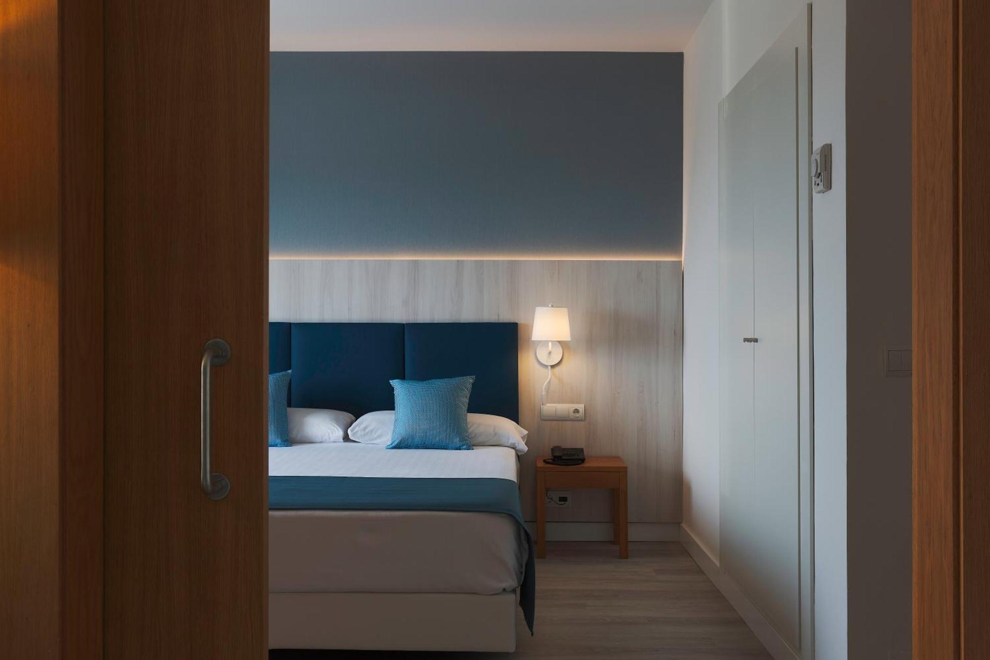 Hotel Alua Illa de Menorca S'Algar Esterno foto